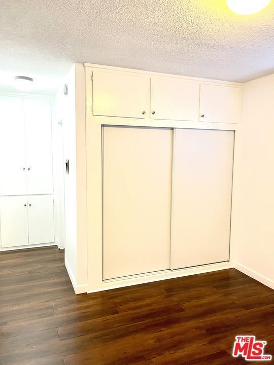 Building Photo - 4115 W Century Blvd