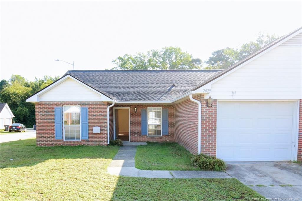 Foto principal - 2029 Glenwick Dr