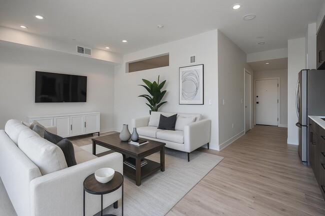 Foto del edificio - 615 W Peace St