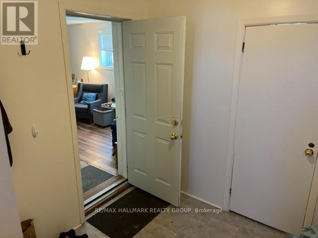 Building Photo - 8 Carlotta Ave