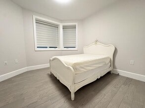 Building Photo - 4583 Neville St