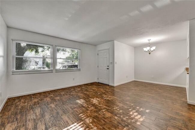 Building Photo - 3109 W Horatio St