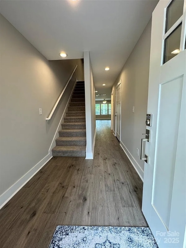 Building Photo - 2014 Crown Point Dr