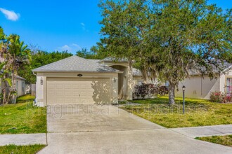 Building Photo - 1528 Vista Lake Cir