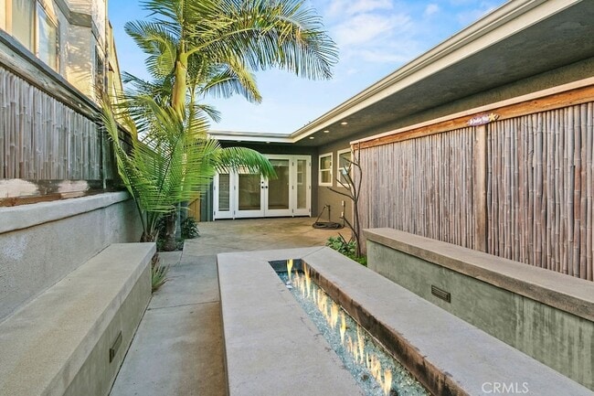 Foto del edificio - 256 Avenida Madrid