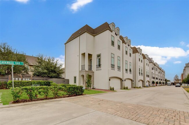 Foto del edificio - 11120 Savannah Oaks Ln