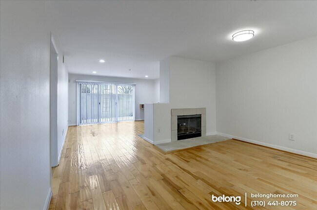 Foto del edificio - 1212 Ocean Park Blvd