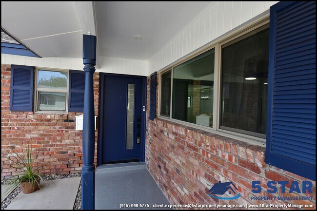 Foto del edificio - 3217 Wedgewood Dr