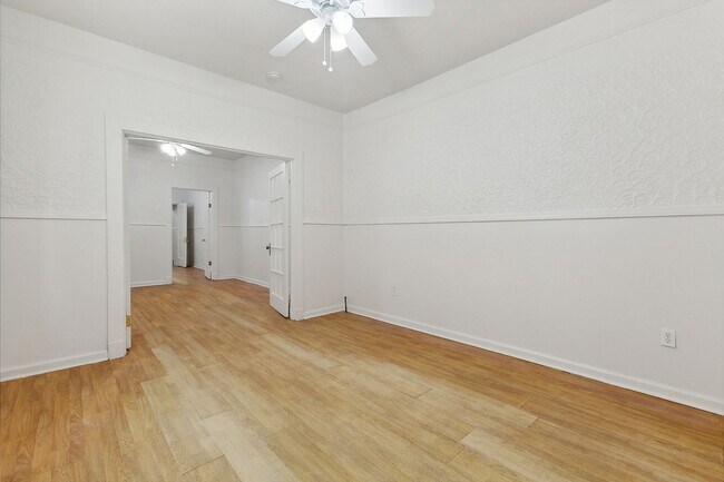 Foto del edificio - 8712 Forshey St