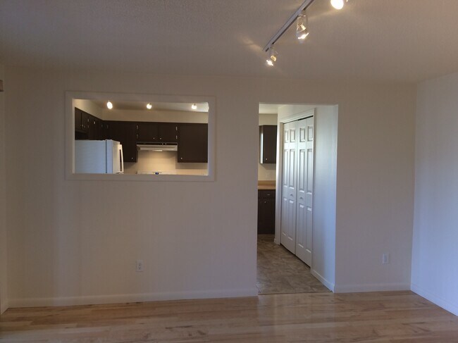 Foto del edificio - 1202 Avenida del Sol