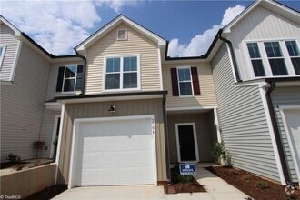 Building Photo - 3704 Feltham Ln