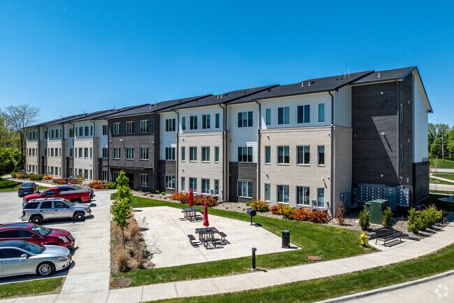 Foto del edificio - Grace Creek Senior Apartments