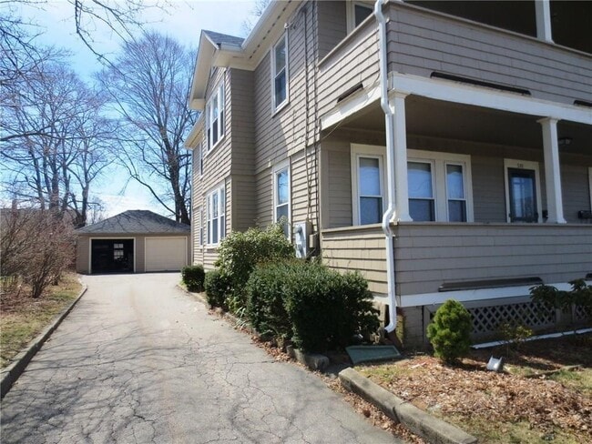 Foto del edificio - 537 Smithfield Rd