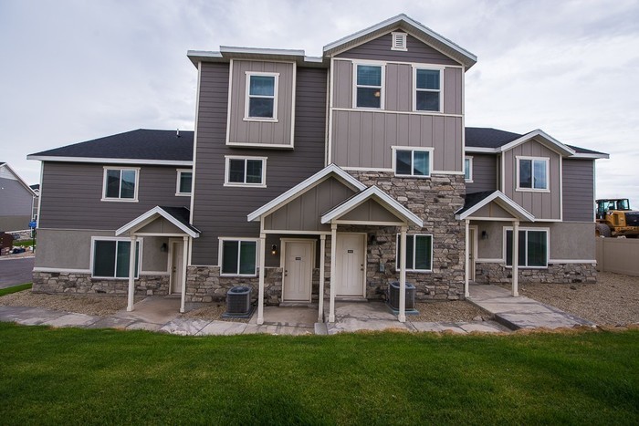 Foto principal - The Overlook in Herriman - Gorgeous Townhome