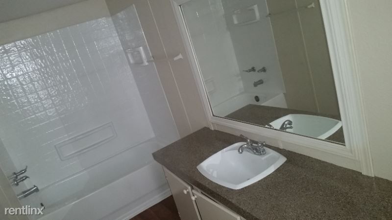 Foto del edificio - 1207 Chaparral Dr