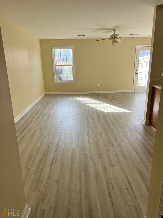 6523 Snow Bird Ln, Douglasville, GA 30134 Townhome Rentals in