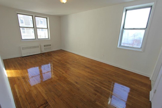 Building Photo - 5115 Van Kleeck St