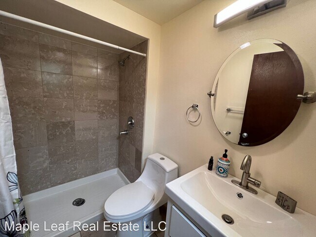 Foto del edificio - 3 br, 1 bath House - 17606 42nd Ave S