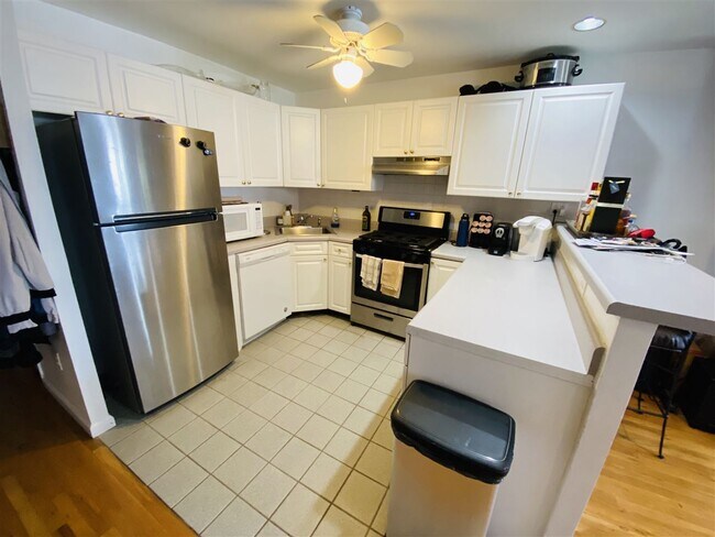 Foto del edificio - 406 Washington St