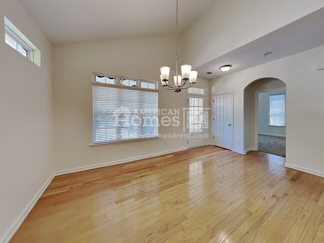 Building Photo - 518 Anglewood Trace