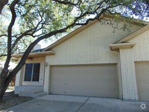 Building Photo - 7303 Oak Meadow Dr