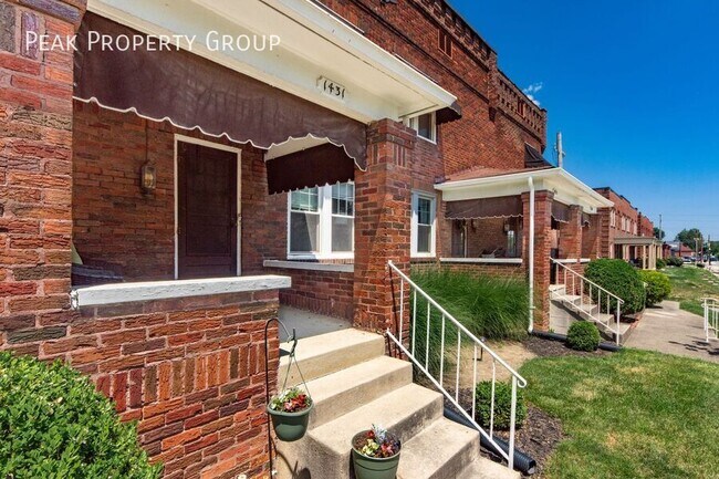 Foto del edificio - 1433 Northwest Blvd