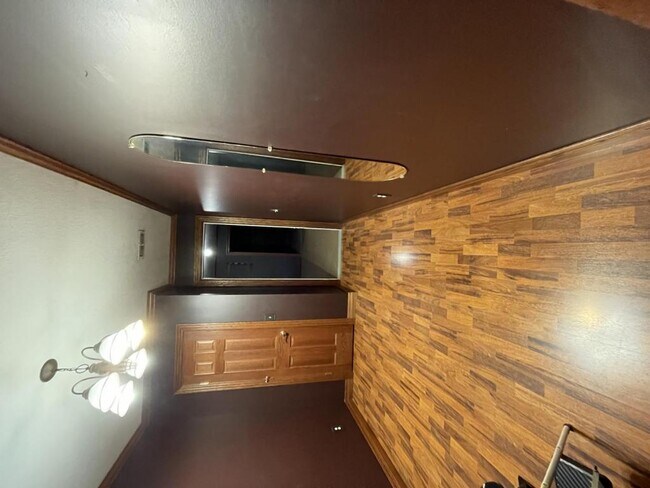 Foto del edificio - 8230 Casebeer Miller Rd