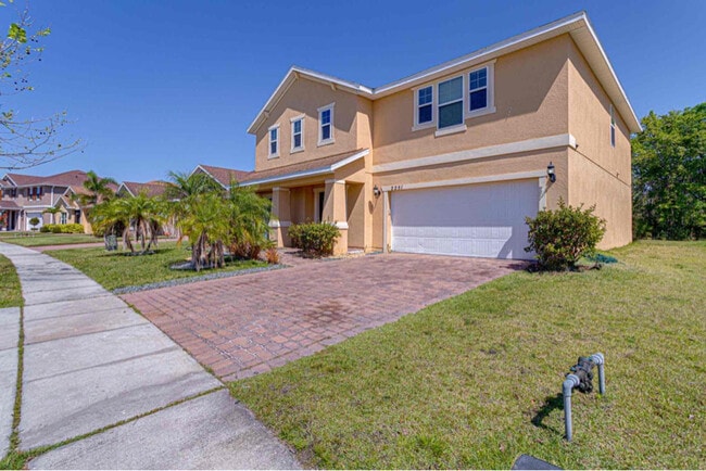 Photo - 2251 Waukegan Dr House