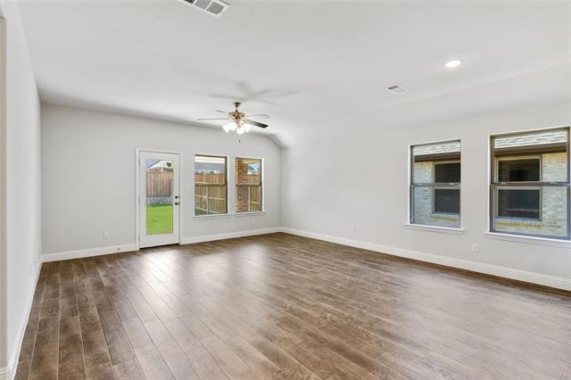 Foto del edificio - 3501 Lillian Ct
