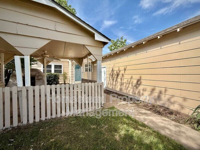 Photo - 3815 NW 14th St House