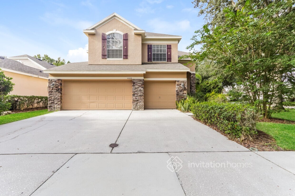 Primary Photo - 10246 Evergreen Hill Dr