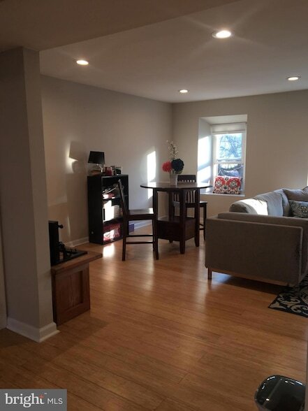Building Photo - 4203 Main Street Unit 2