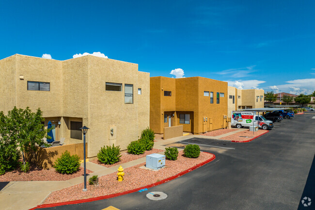 Building Photo - Cactus Flats