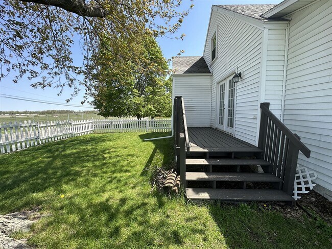 Building Photo - 3 br, 2 bath House - 1039 Brentwood Rd
