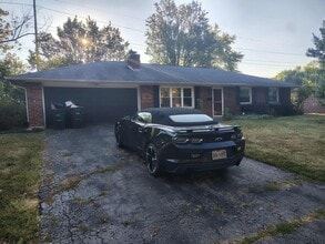 Building Photo - 170 Bethel Rd
