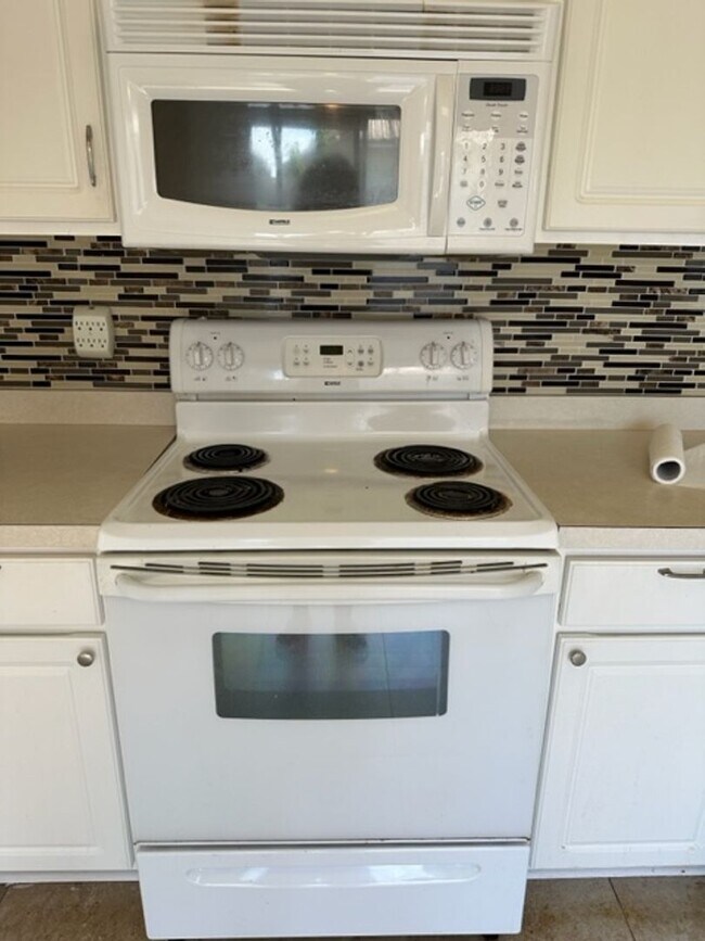 Foto del edificio - Nice 3 Bedroom Home For Rent!