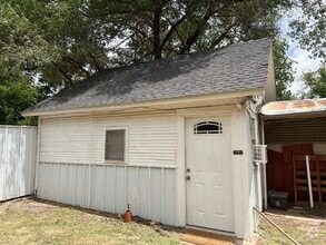 Building Photo - 2316 18th St