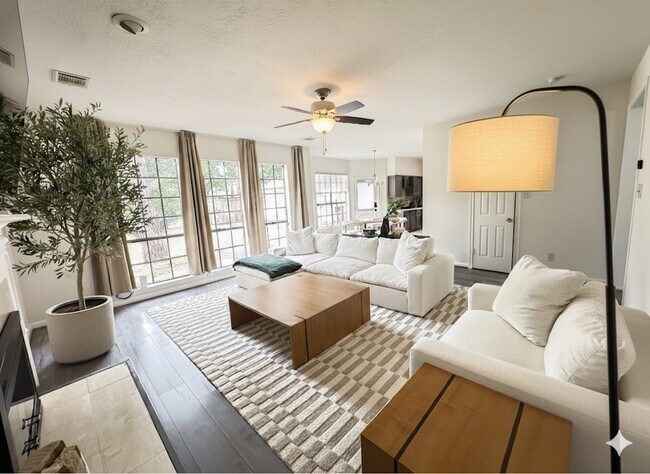 Foto del edificio - 16906 Scenic Lakes Way