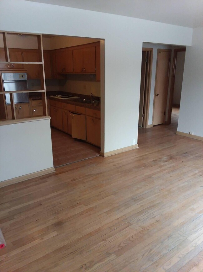 Foto del edificio - 7711 W Hampton Ave