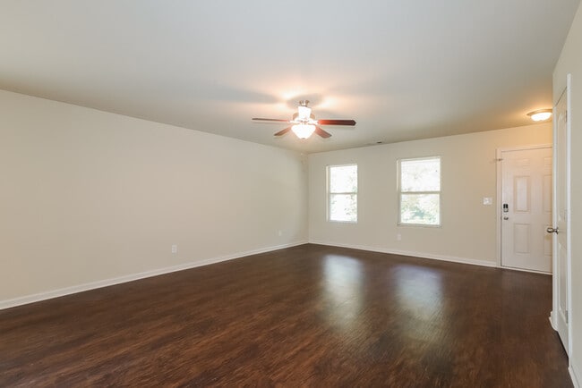 Foto del edificio - 40 Camden Pl