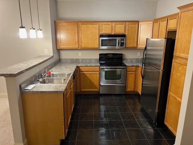 Cocina - 605 Grandview Ct