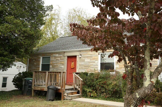 Foto del edificio - 2515 Plateau Rd