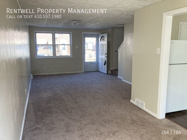 Building Photo - 2BR 1 BA Townhome, Darby PA  plus utilitie...