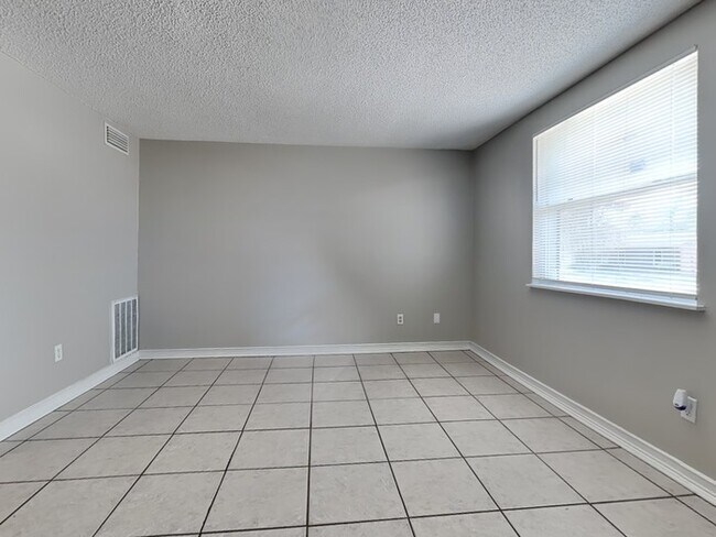 Foto del edificio - 11749 Kingfisher Ln E