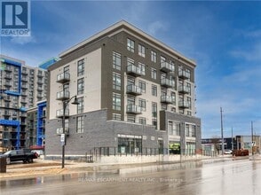 Building Photo - 10 Mallard Trl