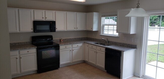 Building Photo - 1144 Waterlyn Dr