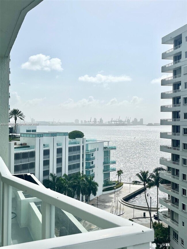 Foto del edificio - 218 SE 14th St