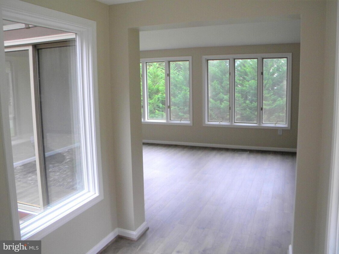 3222 Throne Dr, Dunkirk, MD 20754 House for Rent in Dunkirk, MD