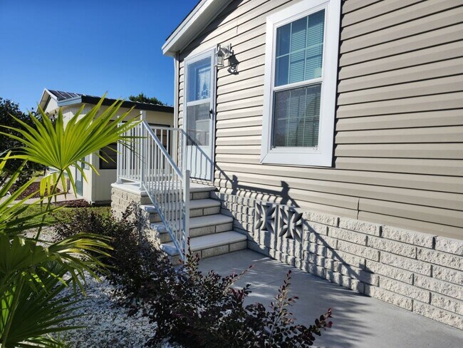 Foto del edificio - 43 Lake Griffin Dr