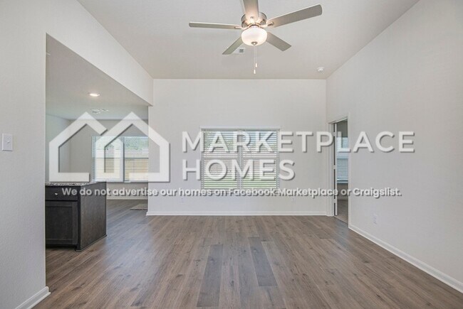 Foto del edificio - 11012 Gray Mare Dr